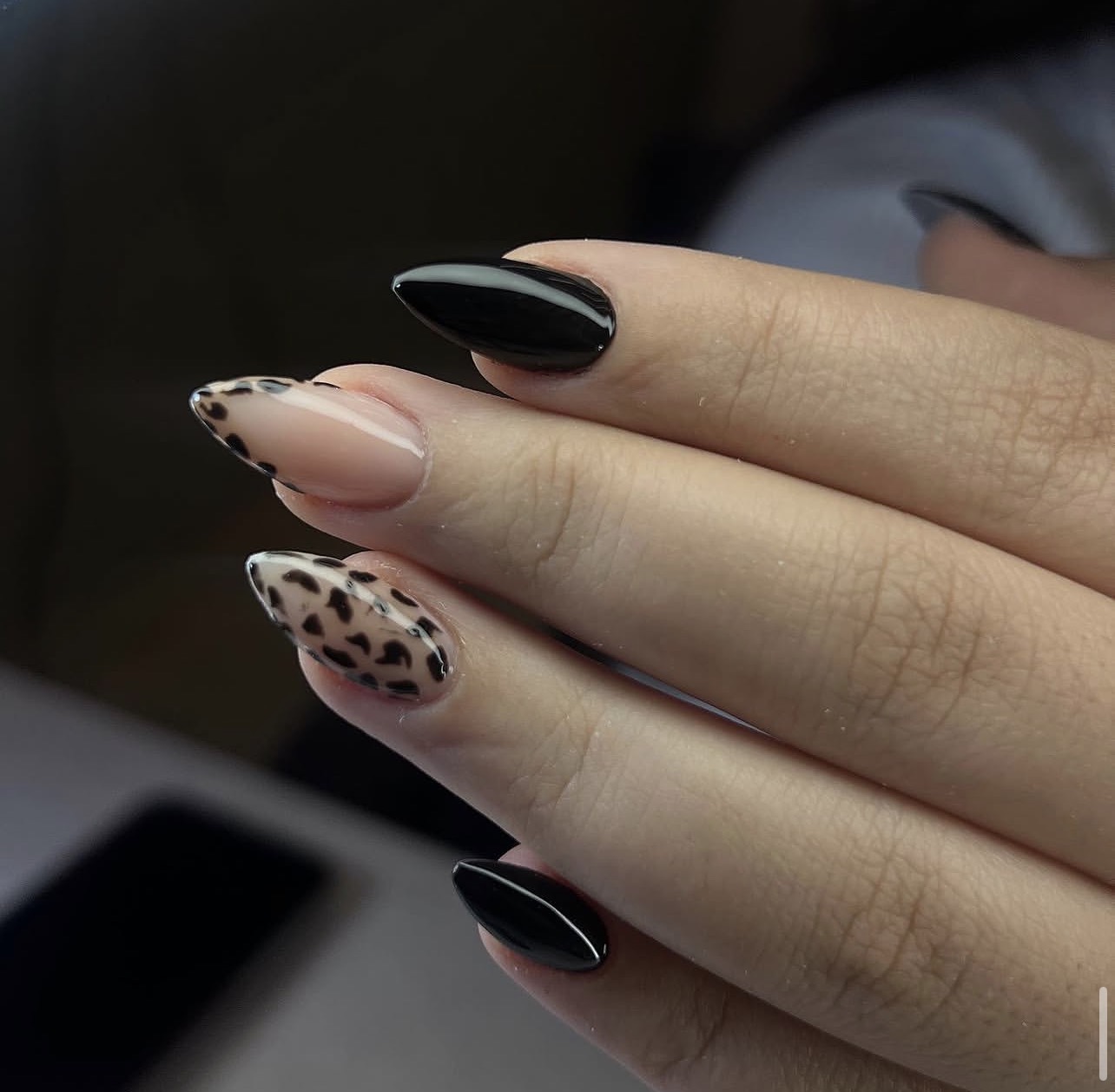 ArtBySidra nail art